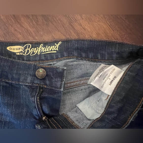 Old Navy 3” Boyfriend Denim Short Size 2 - Picture 6 of 6